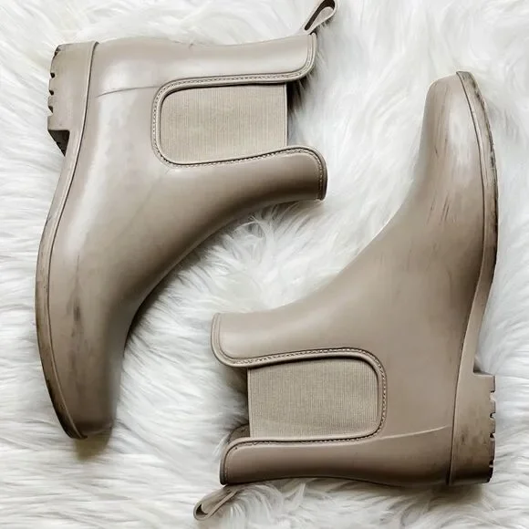 Target High Chelsea Pull On Ankle Booties Taupe Size 9 - Picture 1 of 7